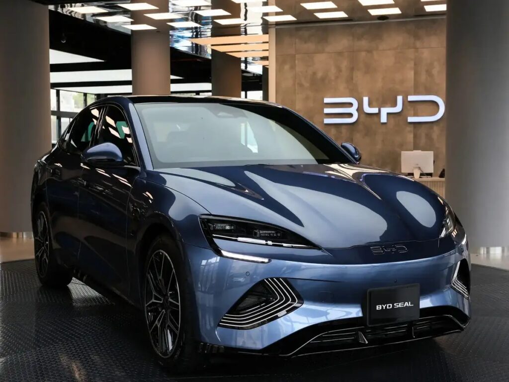chinas-byd-to-assemble-evs-in-pakistan-from-2026