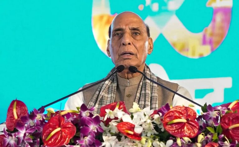 4bi0mhtc_rajnath-singh_650x400_10_August_25