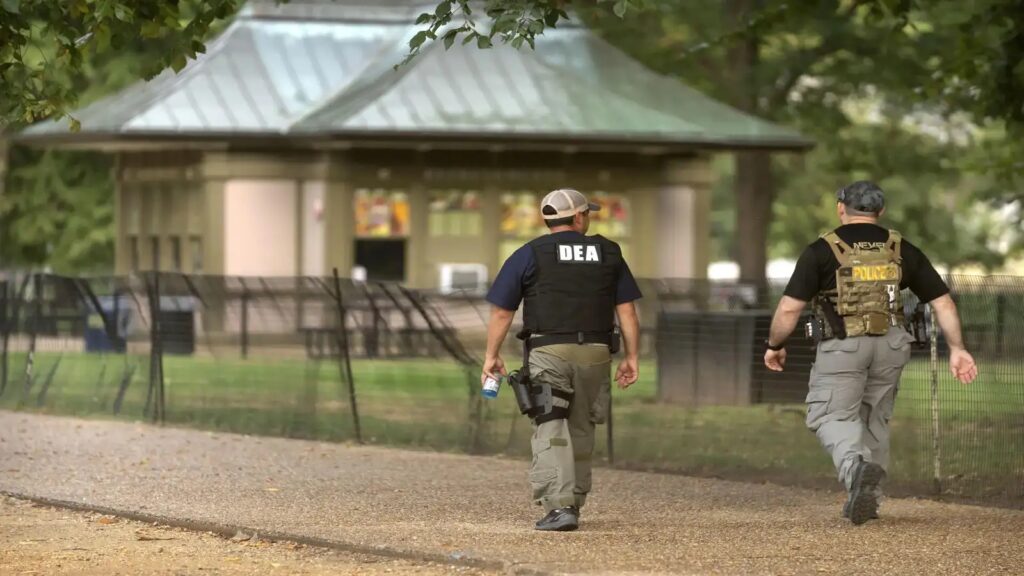 7-on-patrol-in-washington-the-white-house-says